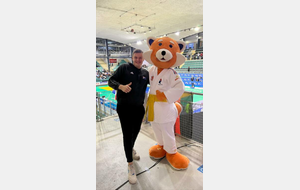 we chargé : Et des jeunes du club étaient à Mulhouse pour encourager l'équipe de France