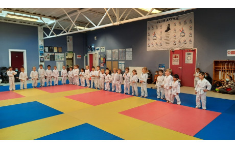 Rencontre Eveil Judo le 15 12 2021 à Courcelles